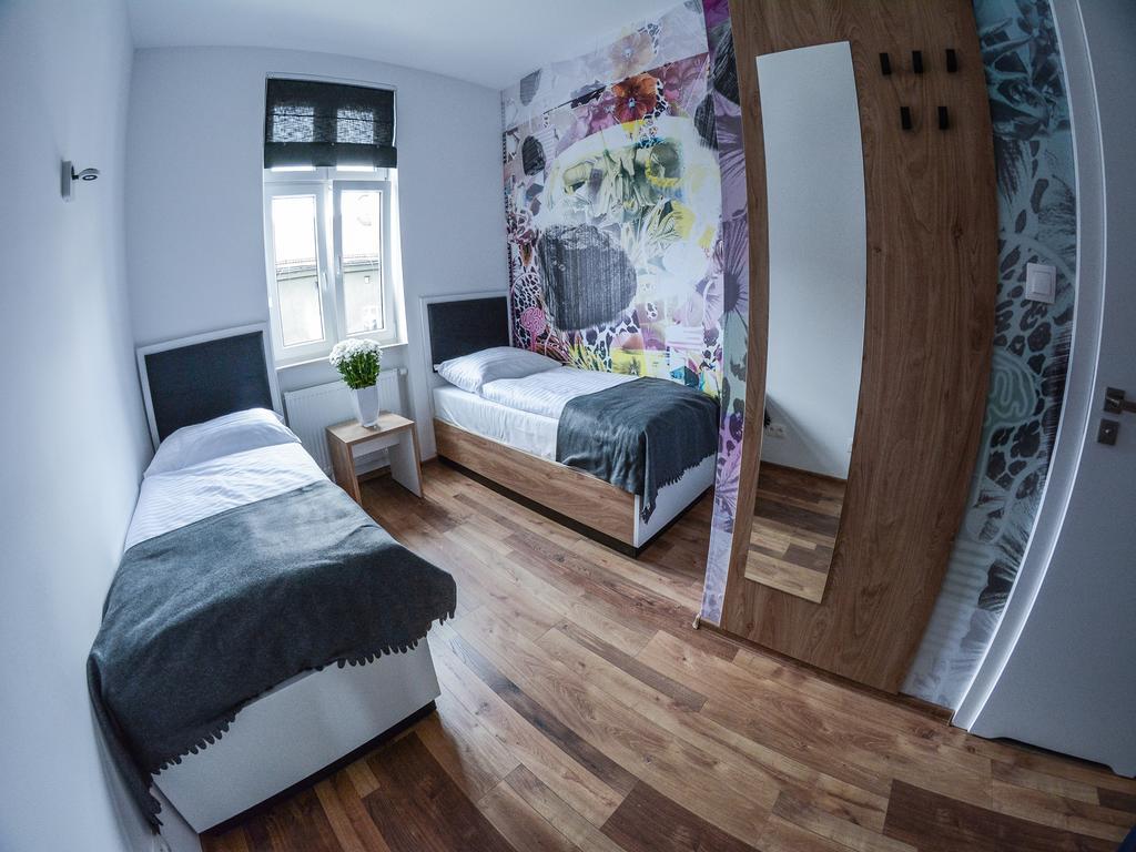 Mariacka 13 Wygodne Spanie Katowice Buitenkant foto