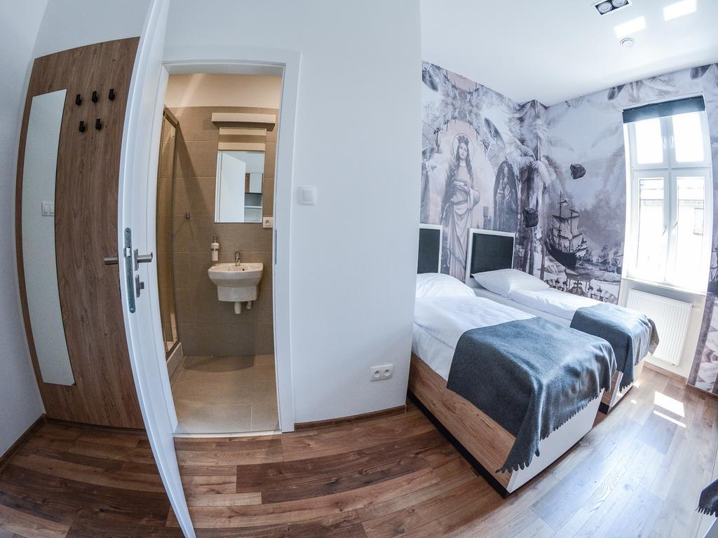 Mariacka 13 Wygodne Spanie Katowice Buitenkant foto